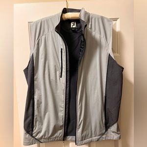 Footjoy Rain/wind vest. Grey/dark grey. Size Large